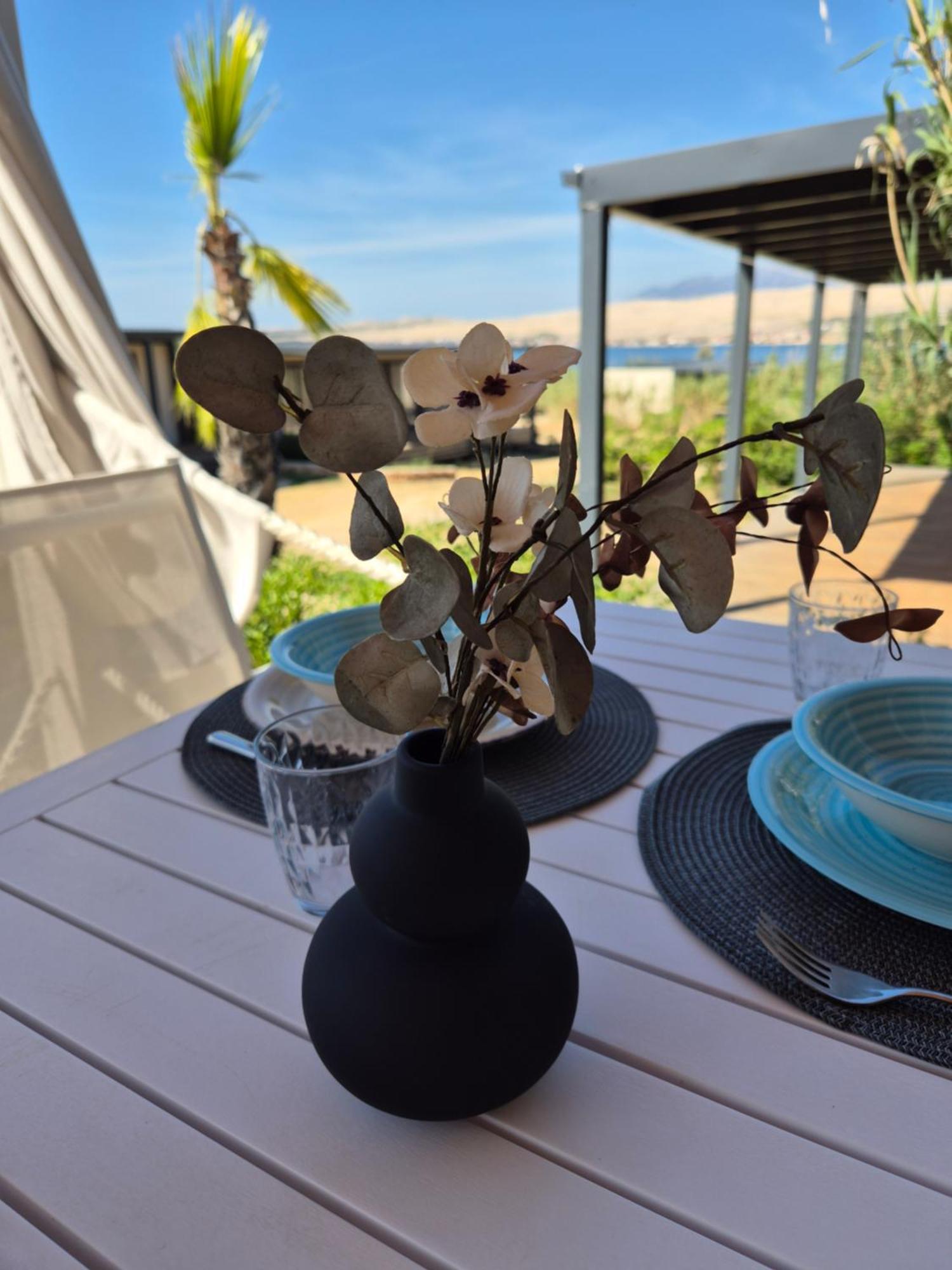 Campsite Luxury Mobile Moonwalk Terra Park Spiritos, Pag Island , Kolan, Novalja Kolan
